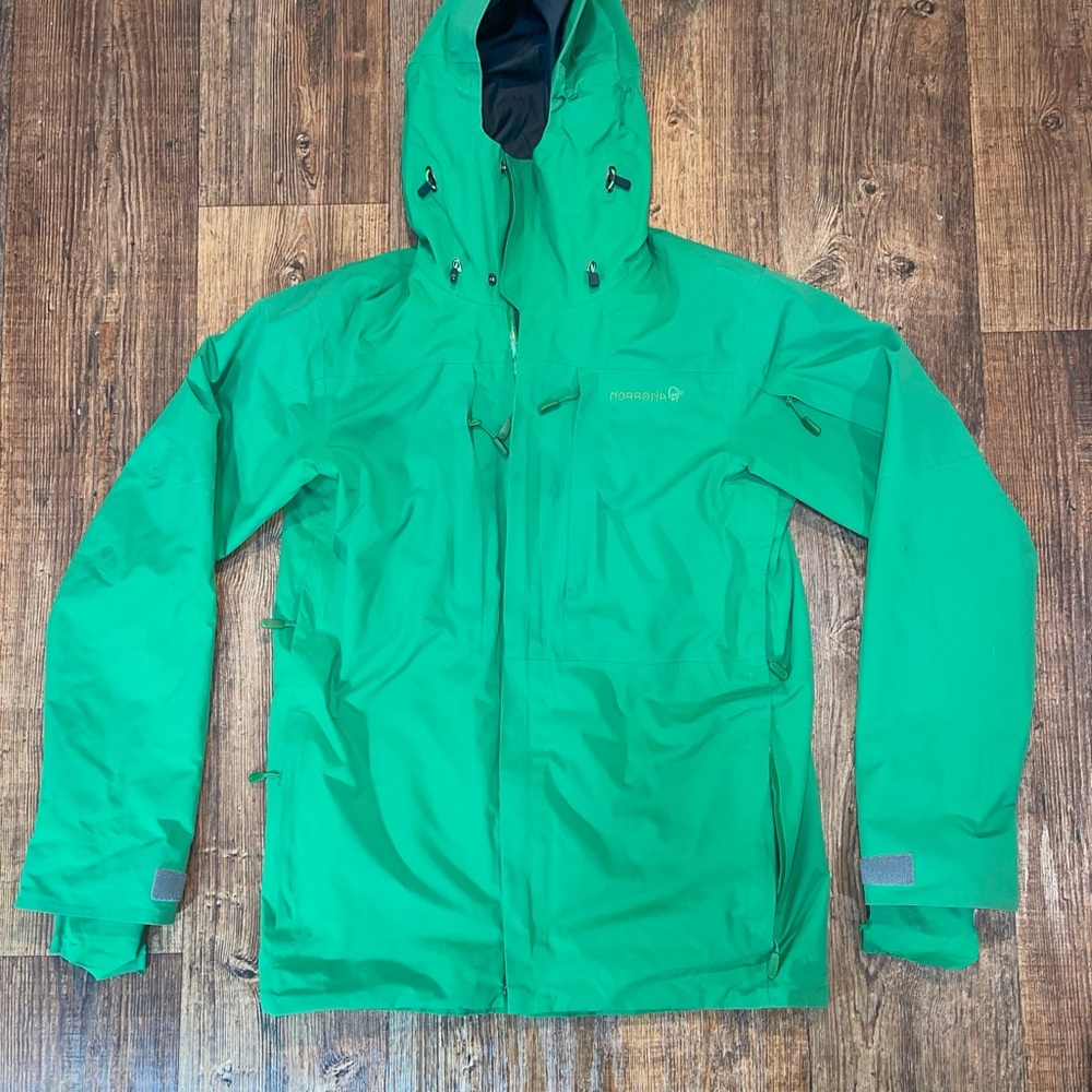 Norrona Narvik Gore-Tex 2L Men’s Jacket Outdoor Size Small ~ Green